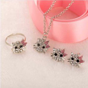 New  Silver White/Pink Hello Kitty 4 Piece Gift Set